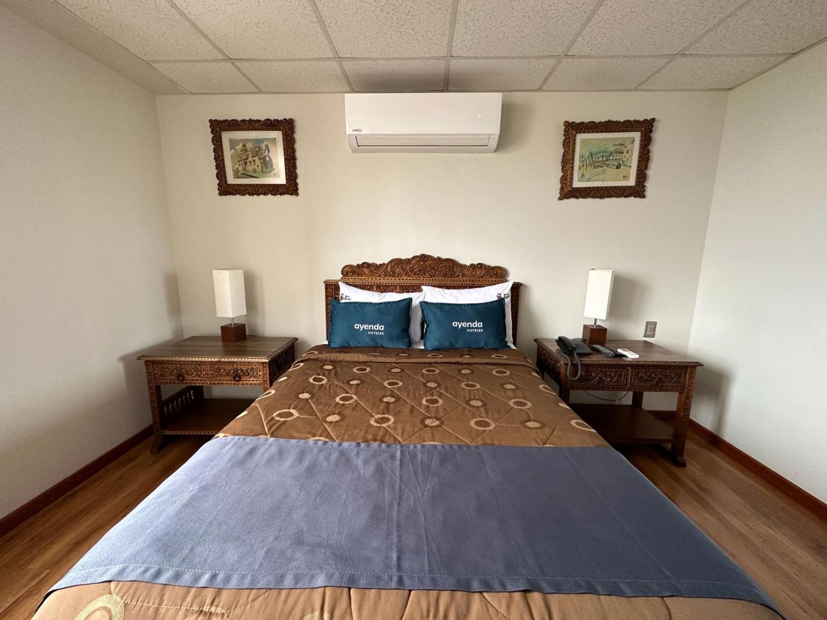 Hotel El Marques Lima Room photo