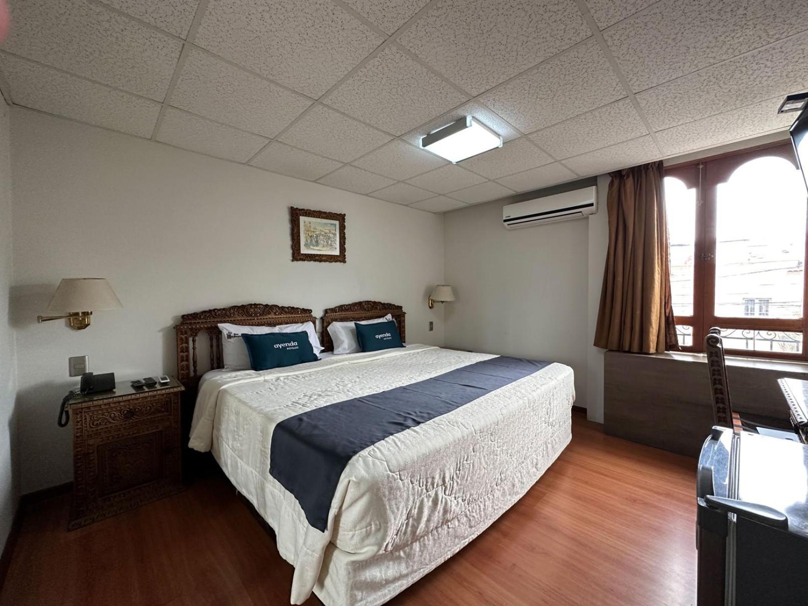 Hotel El Marques Lima Room photo