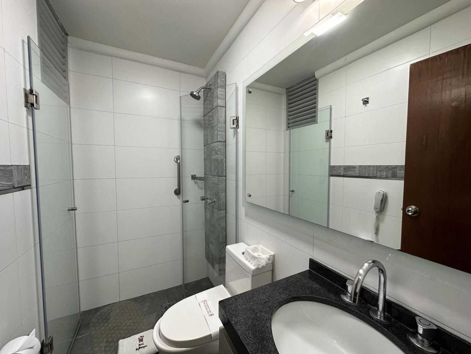 Hotel El Marques Lima Room photo